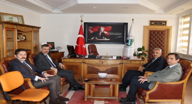  Vali Çiftçi'den Başkan Çelebi'ye ziyaret